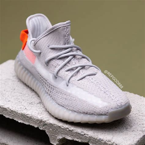 cheap yeezy boost 350 v2.